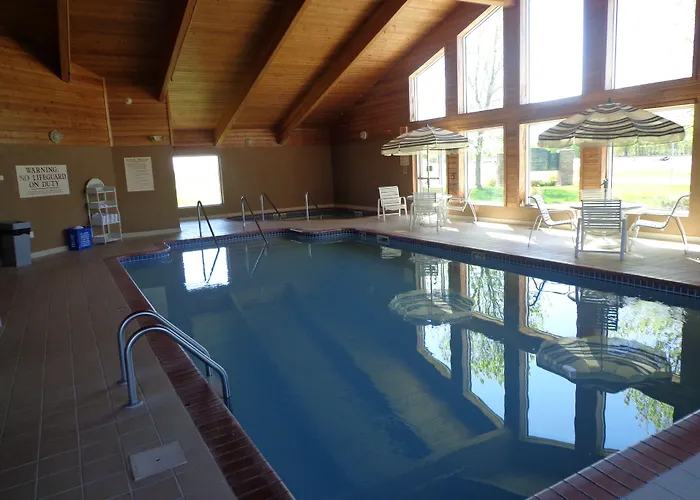 Surestay Plus Hotel By Best Western Litchfield